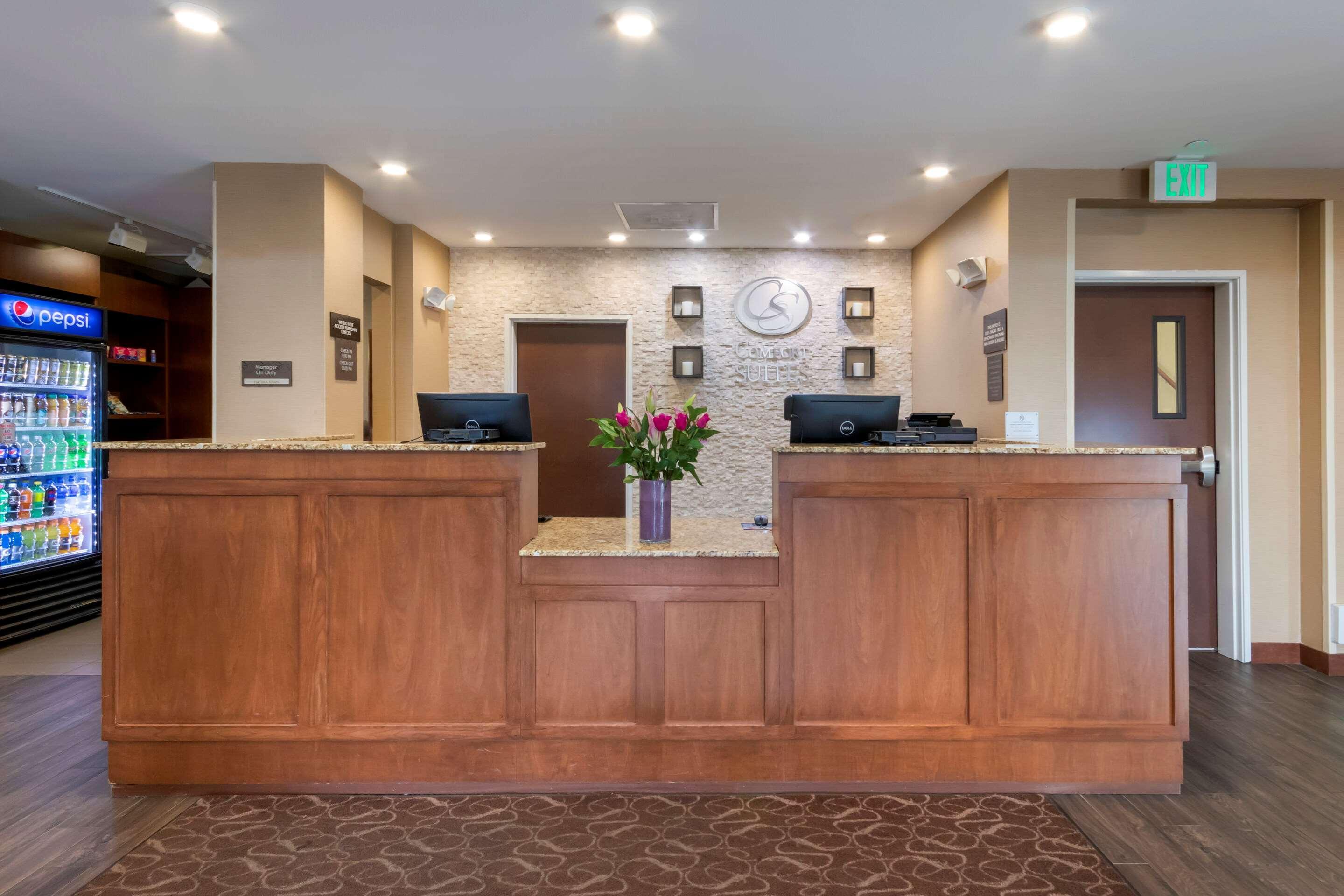 Comfort Suites Billings Extérieur photo